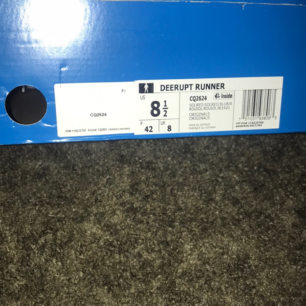 Men’s US 8/12 Adidas Deerupt Runner (women’s 10)